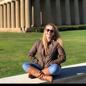 Meet your Posher, Carolina